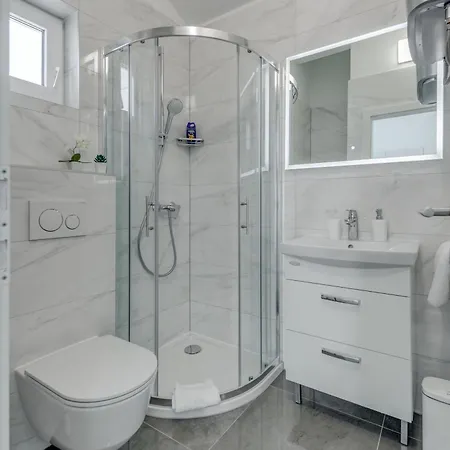 Ivan Apartman
